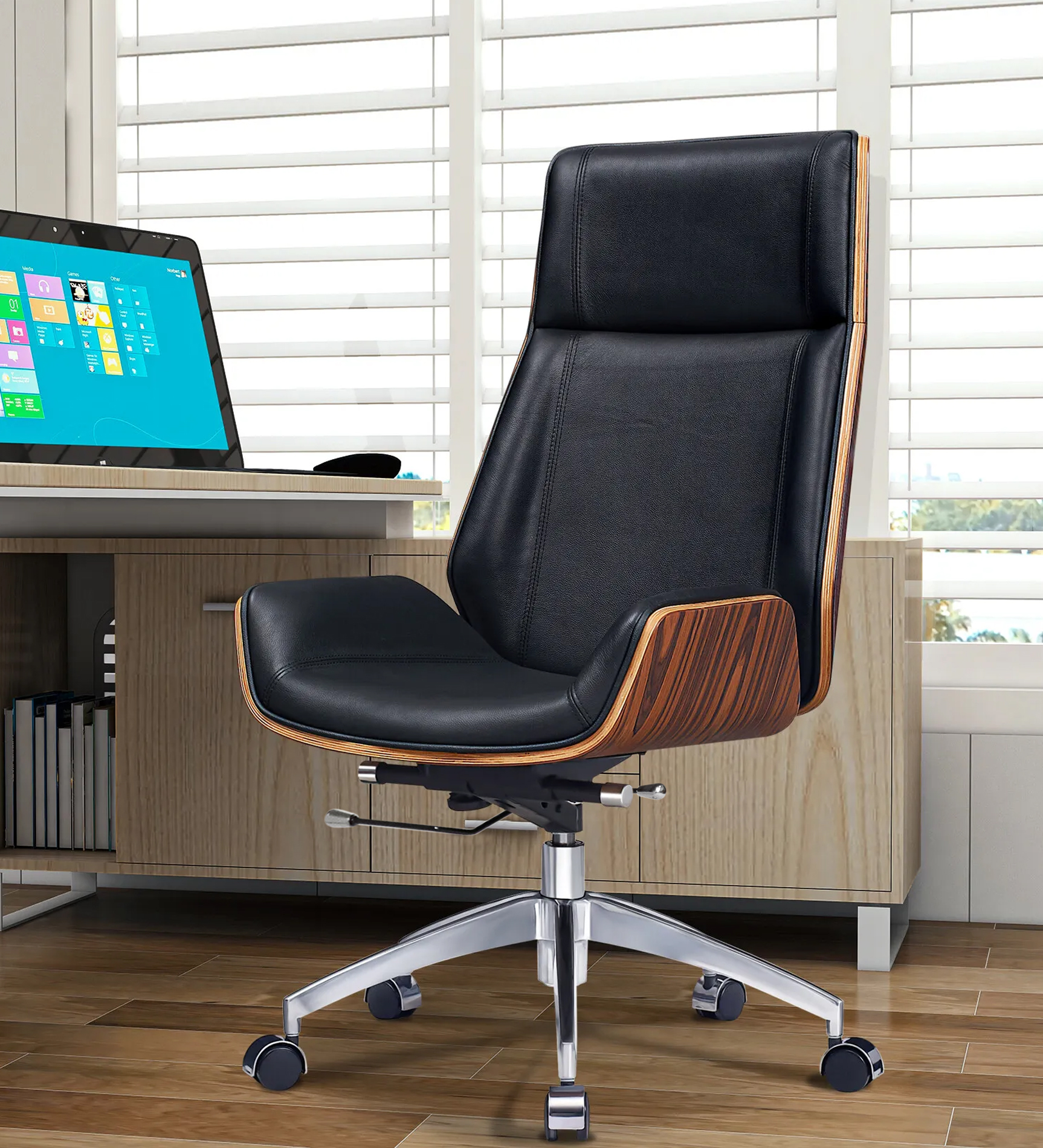 WOOD Executive Chair
