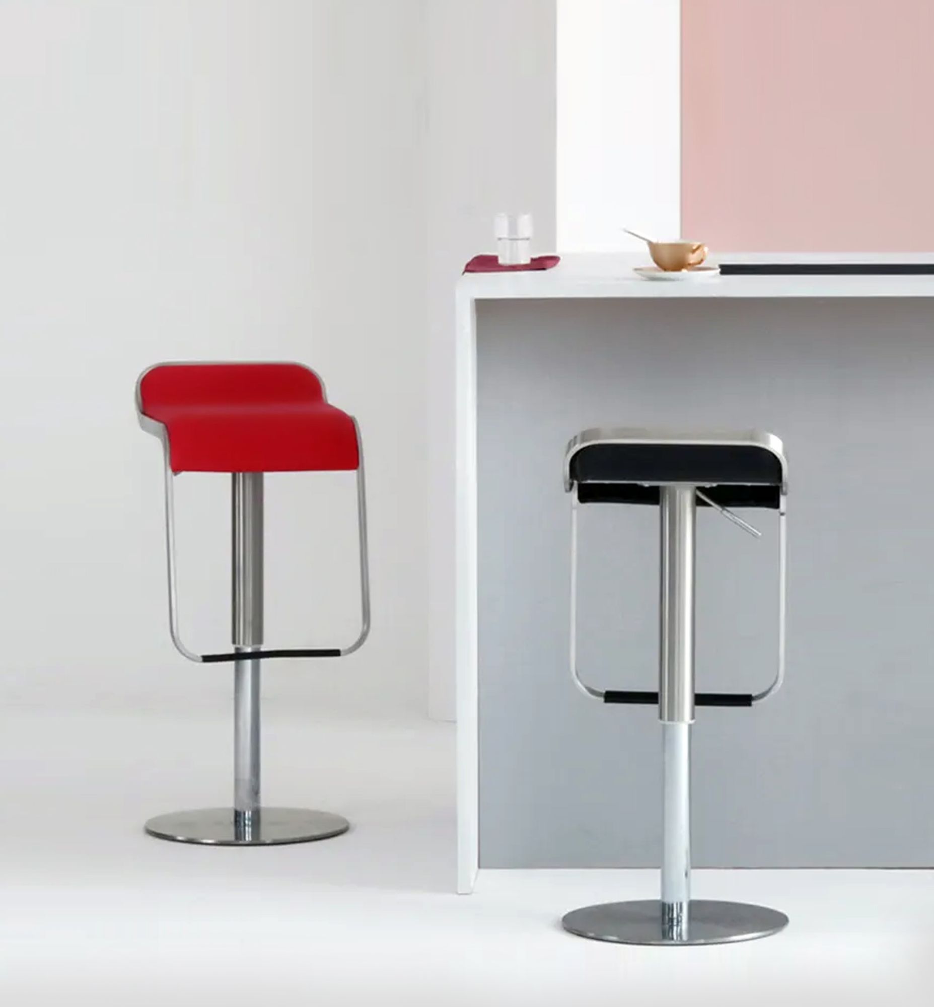Ghế ALPHA mang thiết kế hiện đại