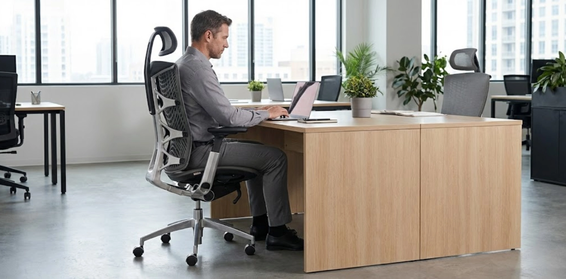 Top-Tier Ergonomic Chairs for Mid-Level Managers