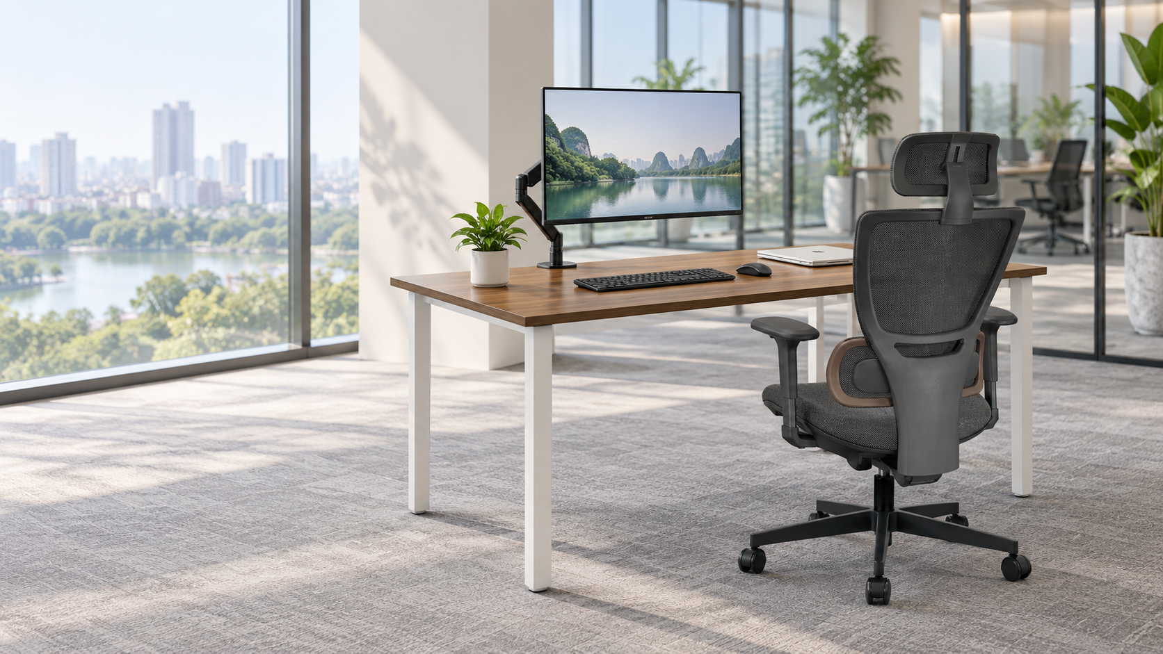 Setup Bàn Ghế Văn Phòng: Khoa Học Và Nghệ Thuật Của Chỗ Ngồi Làm Việc Hiệu Quả